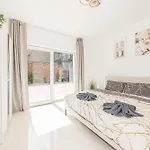 Apartment P1 Premium-suite, 4 Zimmer, 105 Qm, Parkplatz *
