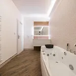 P1 Premium-suite, 4 Zimmer, 105 Qm, Parkplatz Apartment