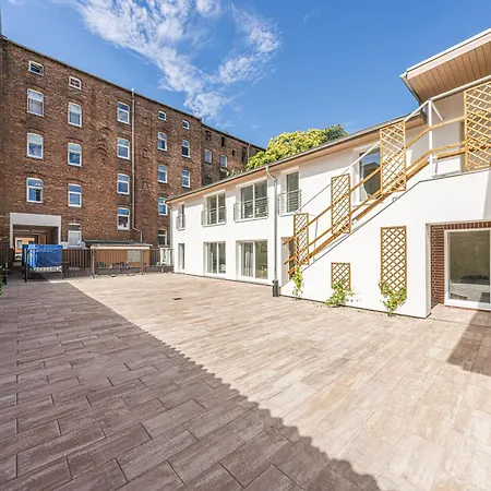 P1 Premium-suite, 4 Zimmer, 105 Qm, Parkplatz *