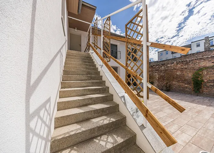 Apartment P1 Premium-suite, 4 Zimmer, 105 Qm, Parkplatz *