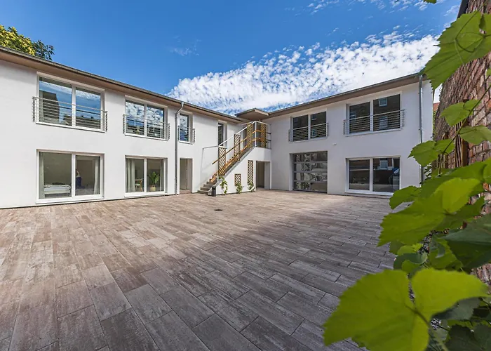 P1 Premium-suite, 4 Zimmer, 105 Qm, Parkplatz Apartment *