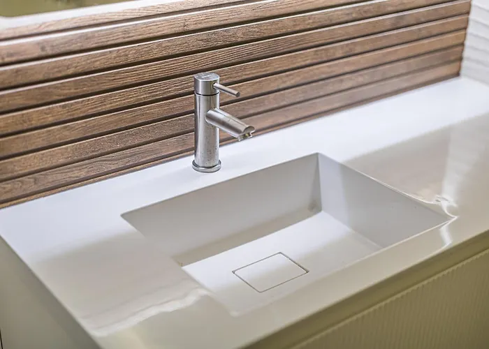 P1 Premium-suite, 4 Zimmer, 105 Qm, Parkplatz * Halle (Saale)